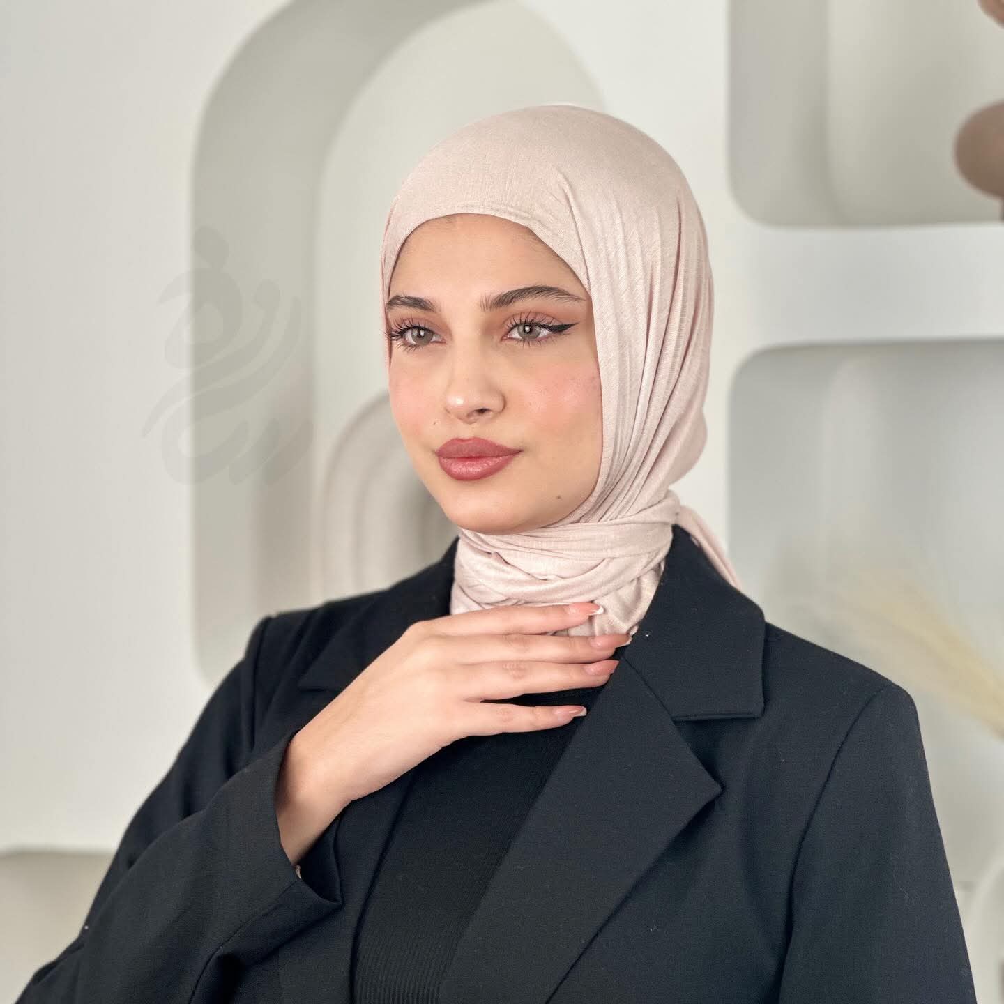 شال مثلث لايكرا
